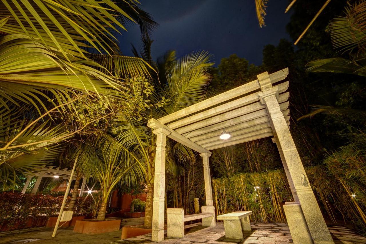 Brown Town Resort & Spa حيدر أباد المظهر الخارجي الصورة