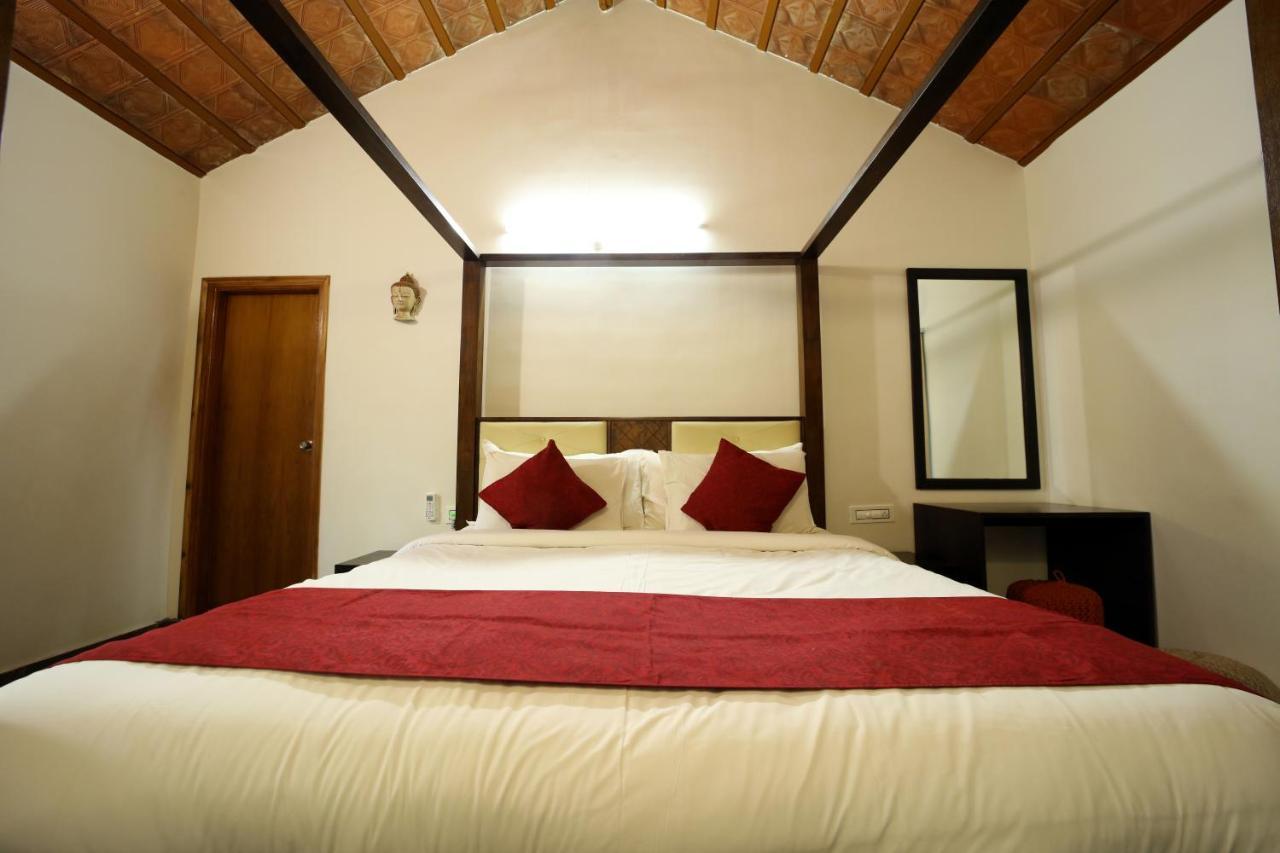 Brown Town Resort & Spa حيدر أباد المظهر الخارجي الصورة